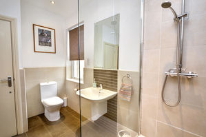 Photo 17- click for photo gallery